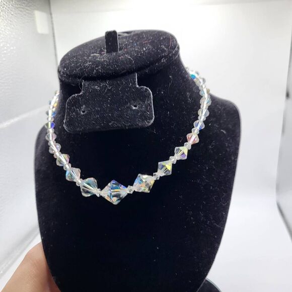 Stunning Vintage 50s Old Hollywood Glamour Graduated AB Crystal Necklace - Picture 2 of 4